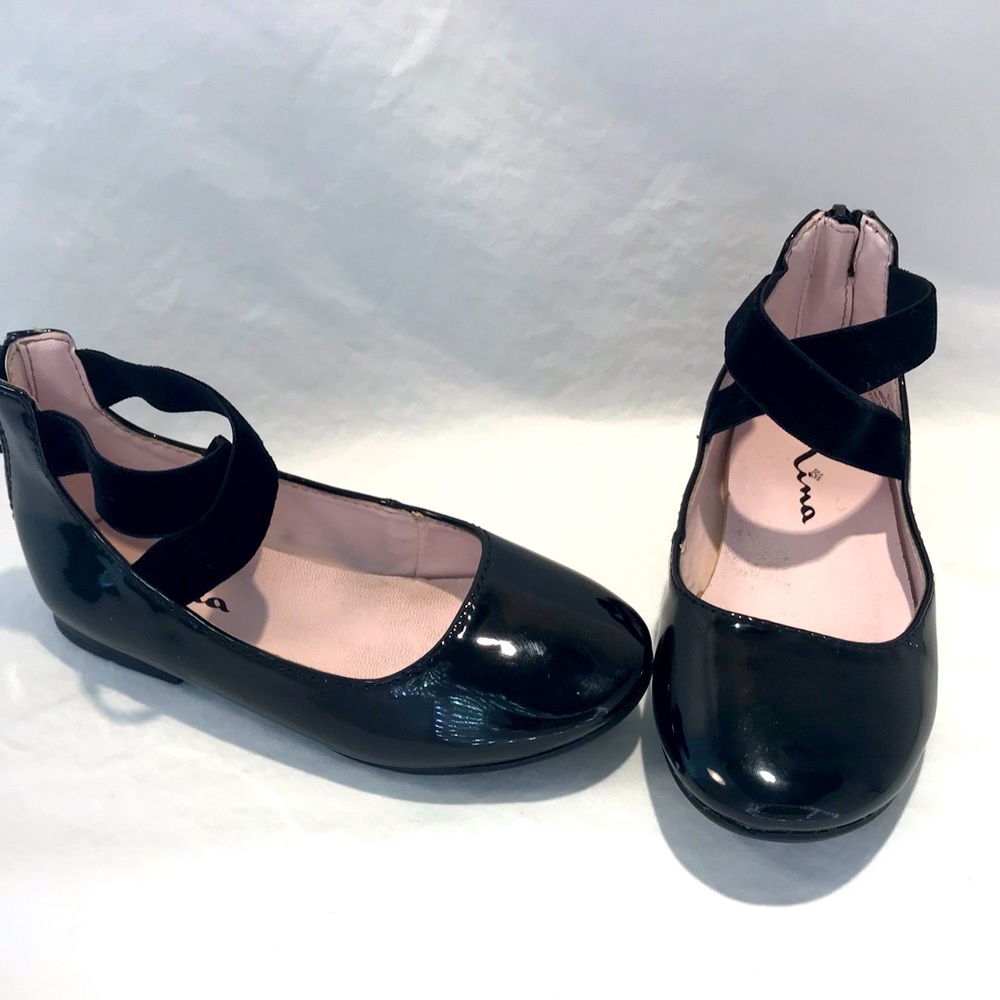Girls black dress shoes